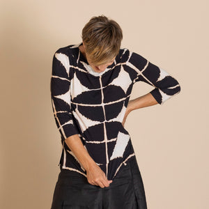 cracked stones audrey tee